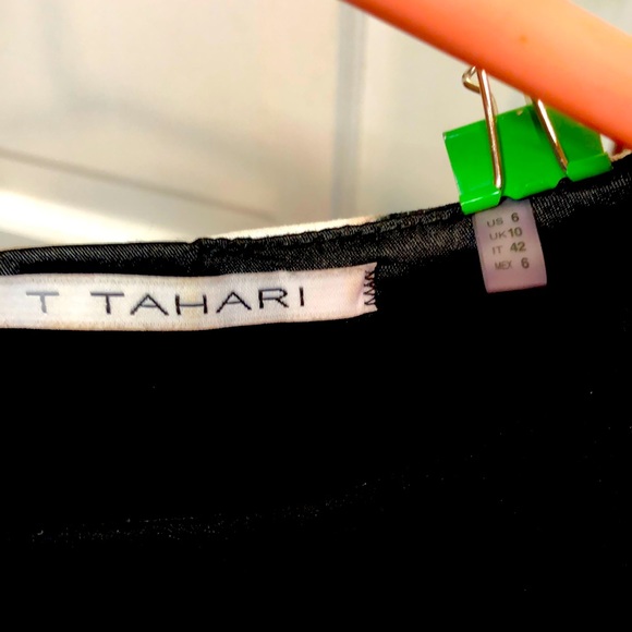 Elie Tahari Sleeveless Dress - Picture 5 of 8